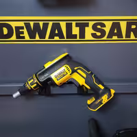 پیچ‌گوشتی شارژی دیوالت مدل DCF620B (تنه خالی)