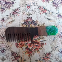 شانه چوبی رزین و چوب گردو دستساز ترکیبی رنگ سبز و بنفش چوبکده بید سفید