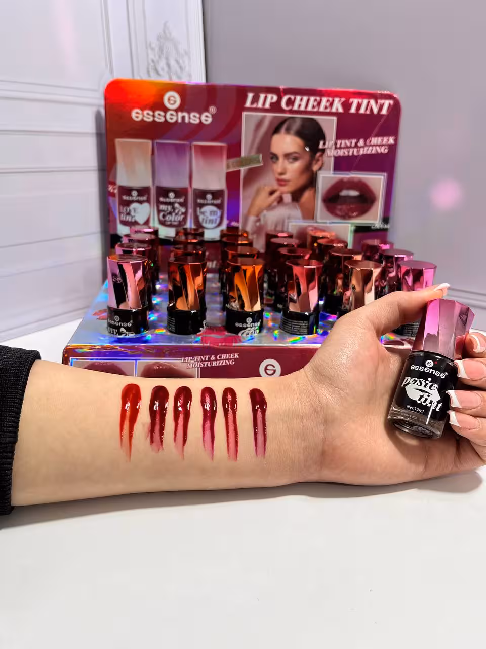 تینت لب اسنس