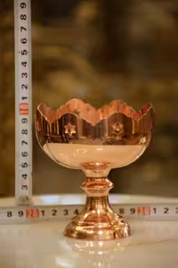 پیاله مسی تاج دار