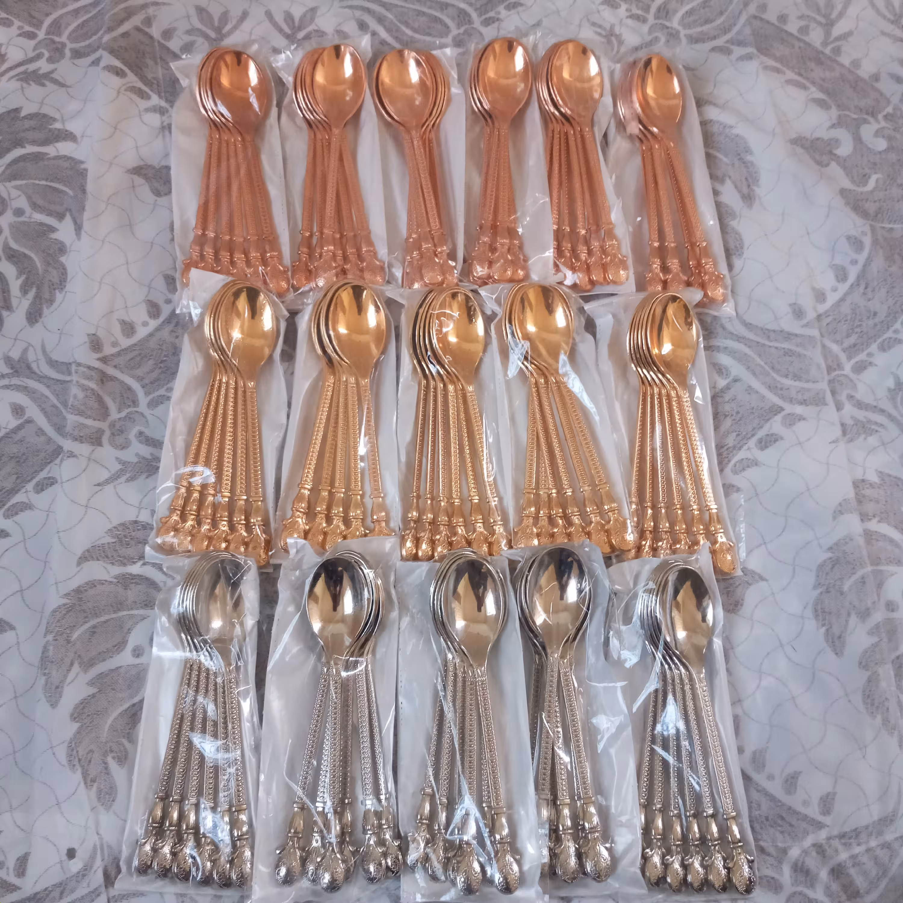 قاشق چایخوری 6 عددی مناسب پذیرایی رنگ ثابت اندازه 12 سانتی متر در رنگ های مختلف (قاشق چایی خوری)