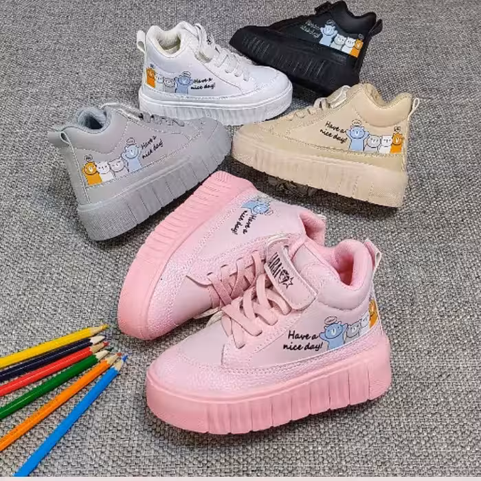 نیم ساق به این خوشگلی و کیوتی کی دیده. کی پوشیده مدل نایس دی. سبک و راحت و زیبا. انعطاف پذیری عالی. اسپرت دخترانه پسرانه