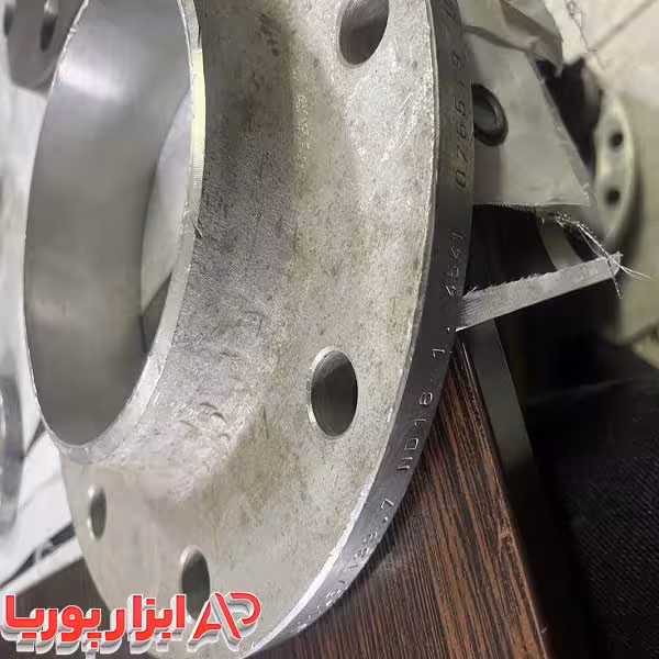 فلنج گلودار 5 اینچ ریس فیس DN125/139.7 PN16 DIN4541 فابریک