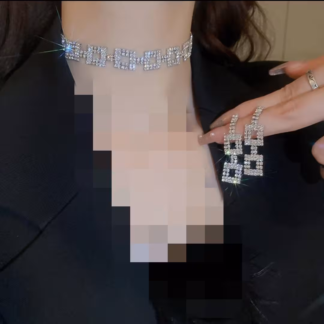 ست کامل(گوشواره،گردنبند،دستبند)