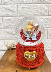 گوی موزیکال برجسته دختروماه