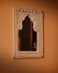 آیینه‌عالی‌قاپو