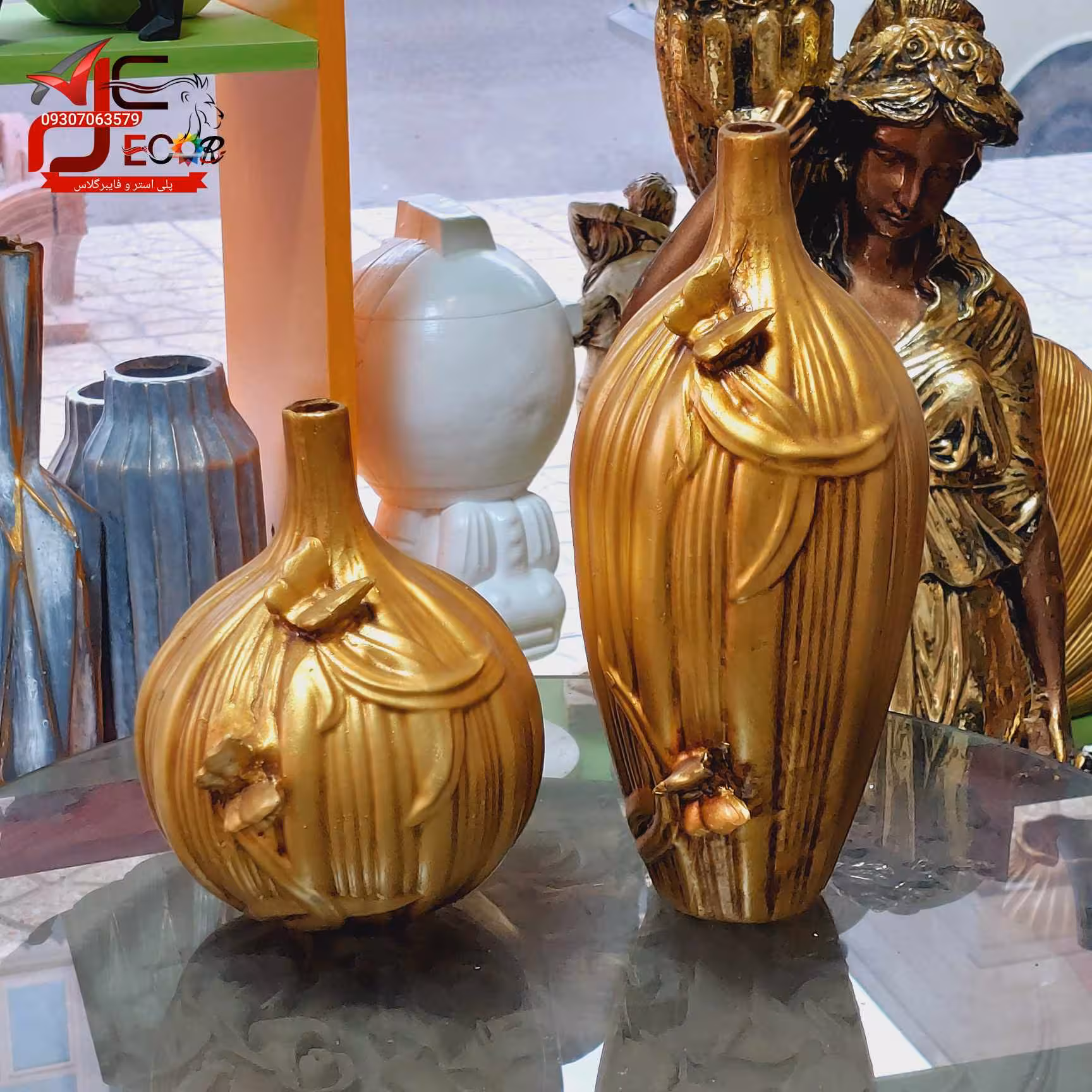 گلدان دو سایزی طرح پروانه