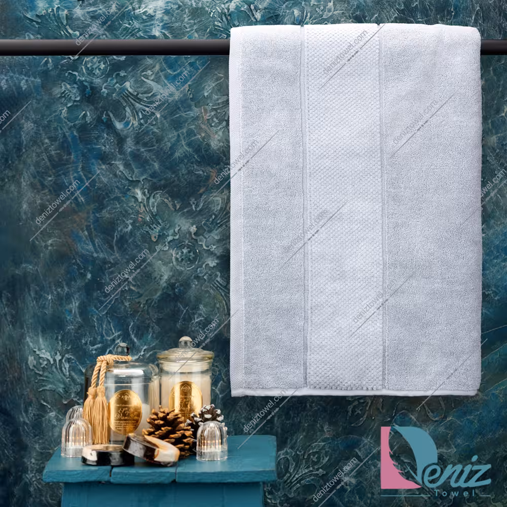 حوله حمامی طرح ماکرو رنگ طوسی روشن