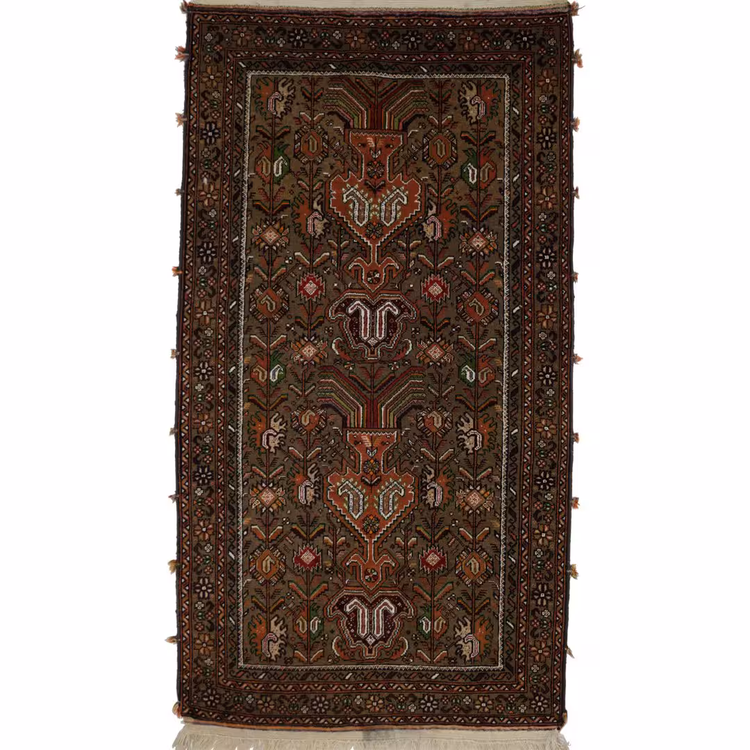 قالیچه دستبافت  رنگ زمینه قهوه ای  کد 00F