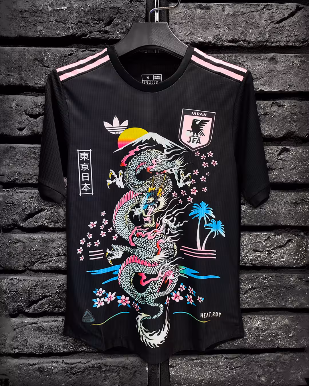 لباس کانسپت طرح اژدها سفید ژاپن 2025 پلیری