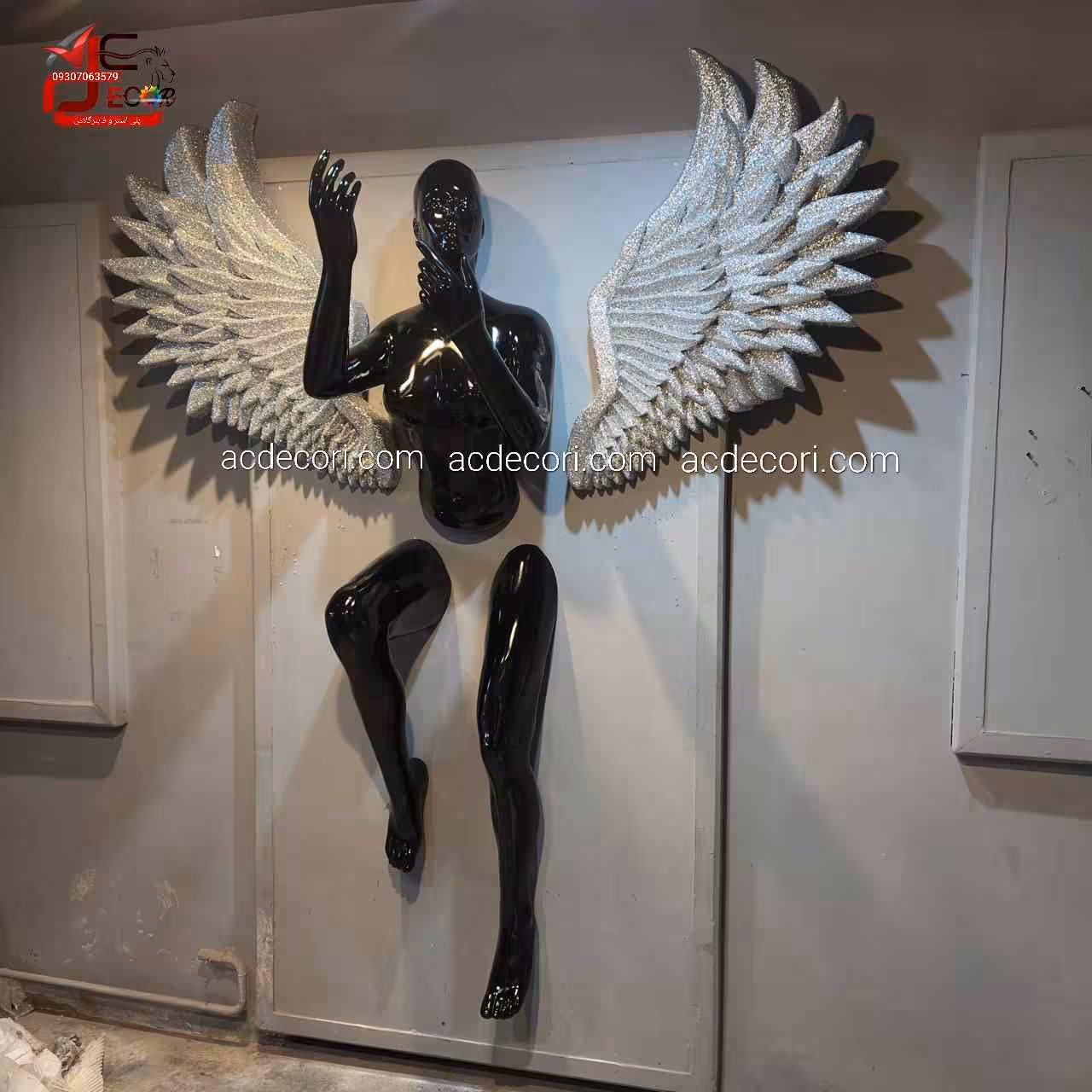 دیوارکوب انسان طرح فرشته تینکربل