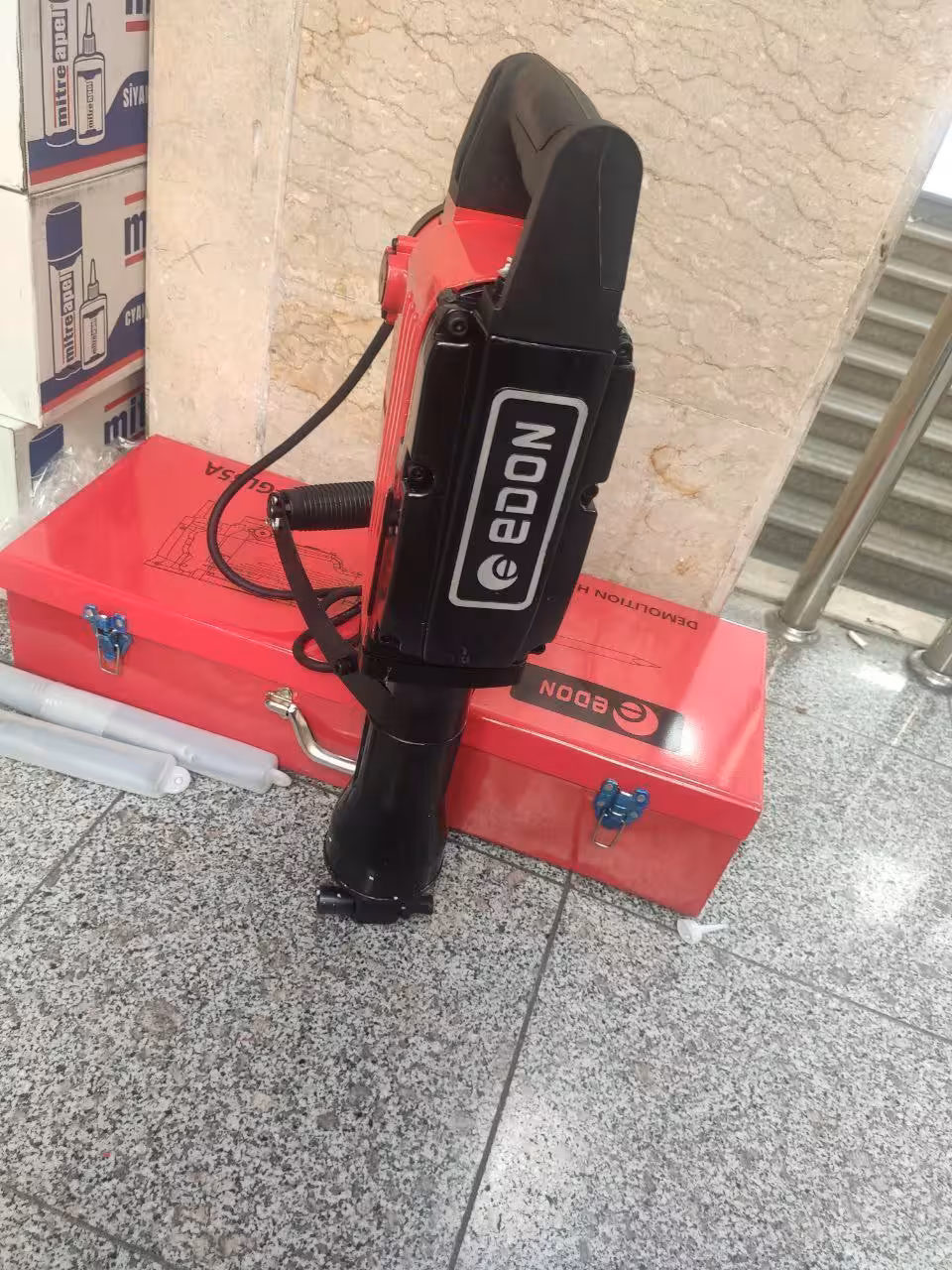 چکش تخریب ادون 16 کیلویی مدل DH-GL65A