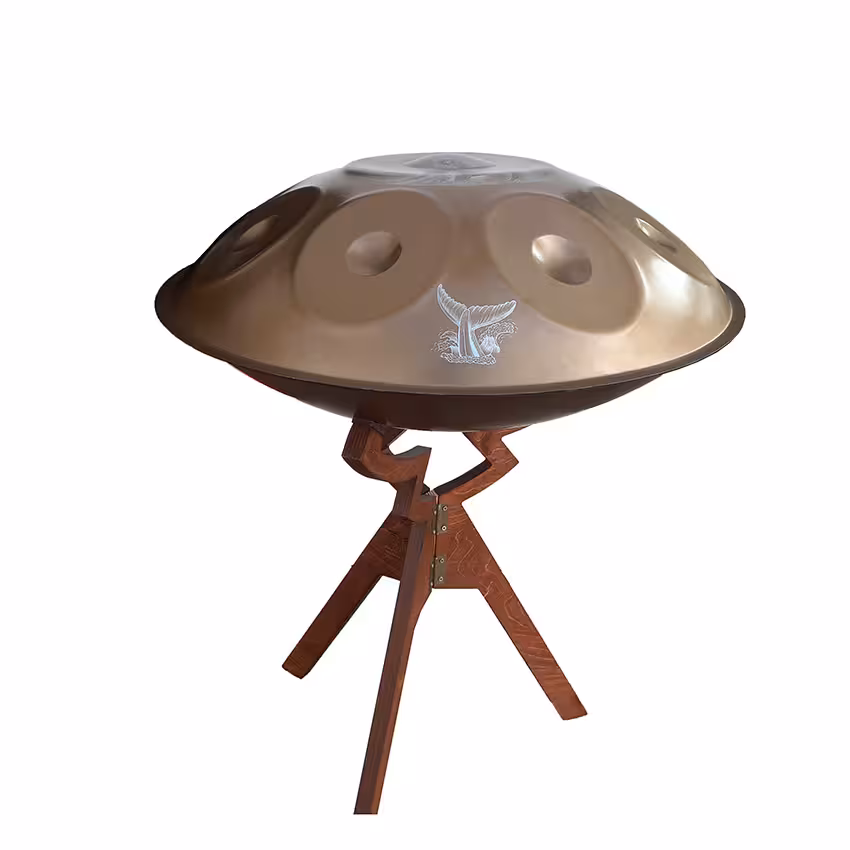 پایه هنگدرام جیبی نشسته روی صندلی