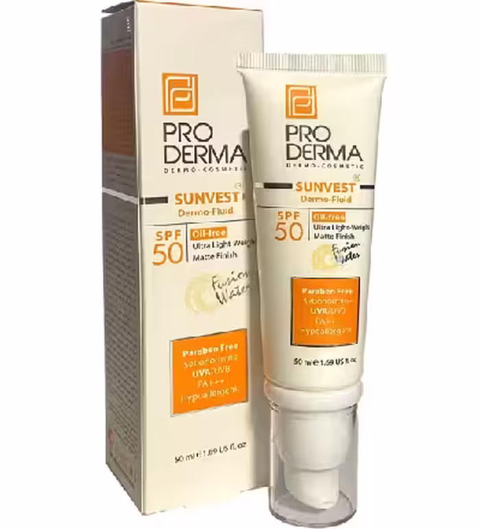 پرو درما فلوئید ضد آفتاب بدون رنگ مات فاقد چربی پوست معمولی تا چرب SPF50