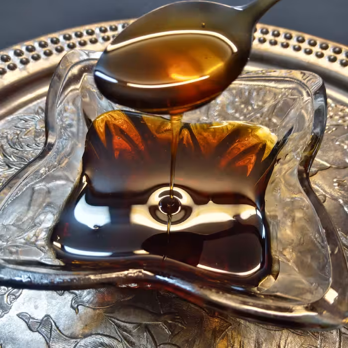 شیره عسلی ملایر   وزن یک کیلوگرم کاملا خالص