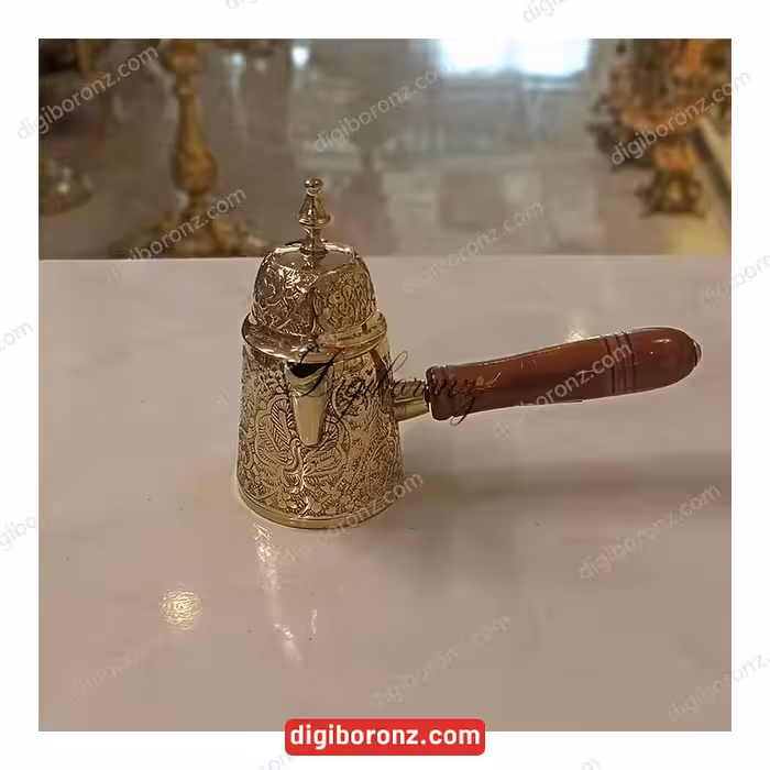 قهوه جوش برنجی برنزی درب دار طرح طاووس سایز کوچک