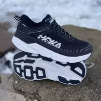 520 کتونی لژ دار مردانه اسپرت مناسب ورزش و پیاده روی هوکا HOKA 