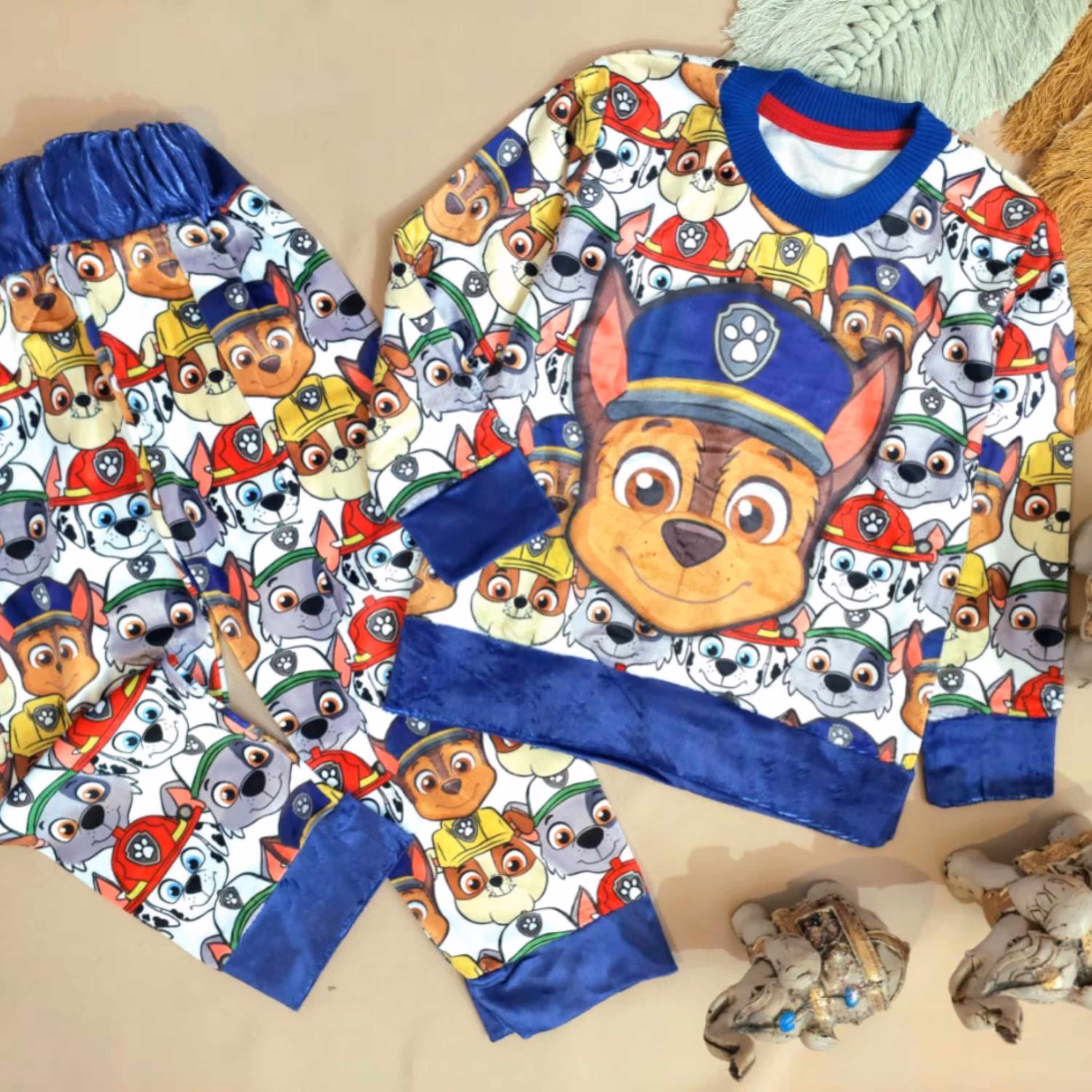 بلوز و شلوار مخمل طرح سگ های نگهبان مناسب برای 2 تا 7 سال 