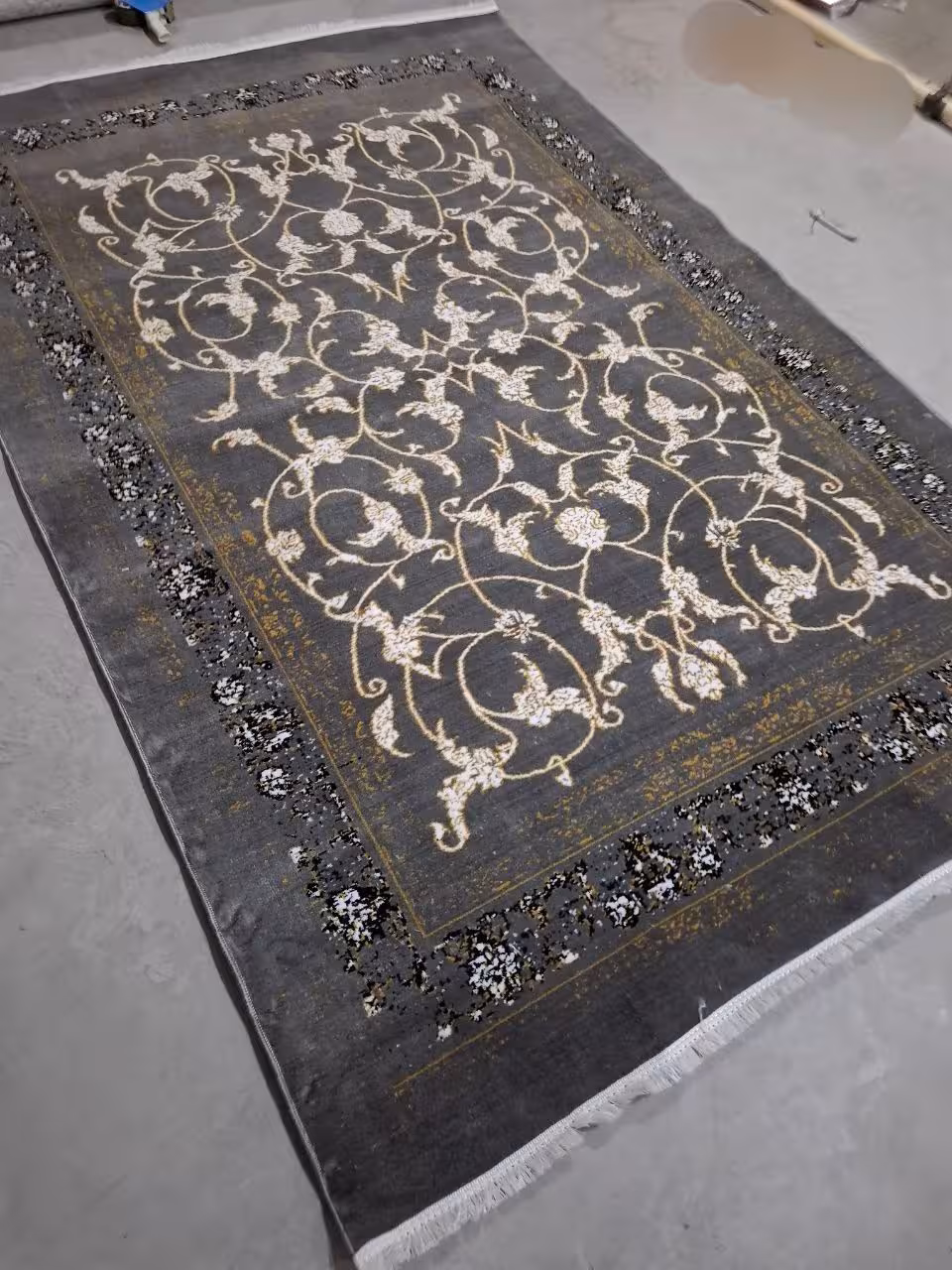 فرش 6 متری ماشینی کاشان 440شانه سبک وزن بی سی اف طرح دلنازدودی(باارسال رایگان)