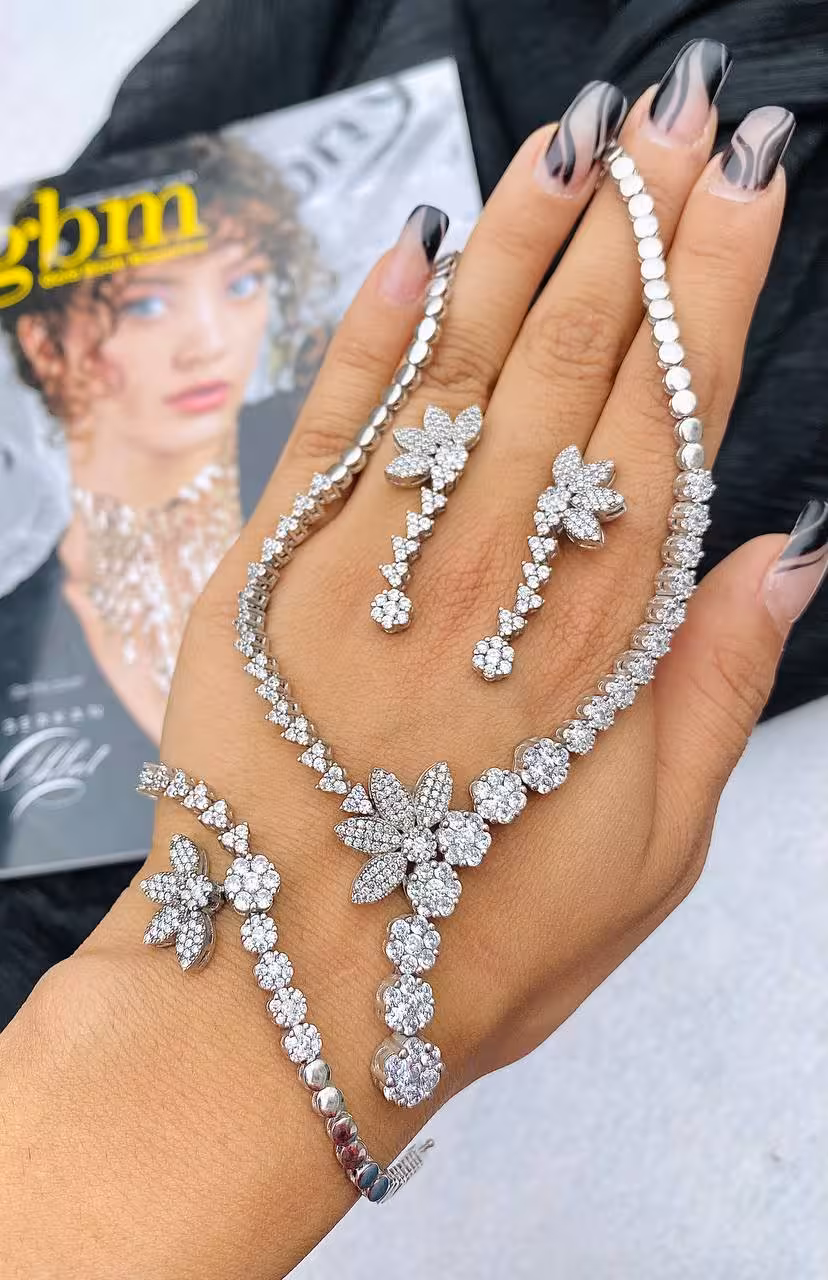 سرویس مجلل نقره جواهری زنانه کد 60036