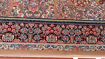 فرش ماشینی زمرد مشهد مدل 210067 زمینه گردویی