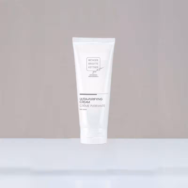 کرم متعادل کننده و پاکسازی صورت 175 میلی لیتر  ام بی کی