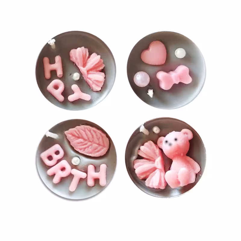 شمع دست ساز مدل خرس طرح اسم تولدت مبارک مجموعه 4 عددی