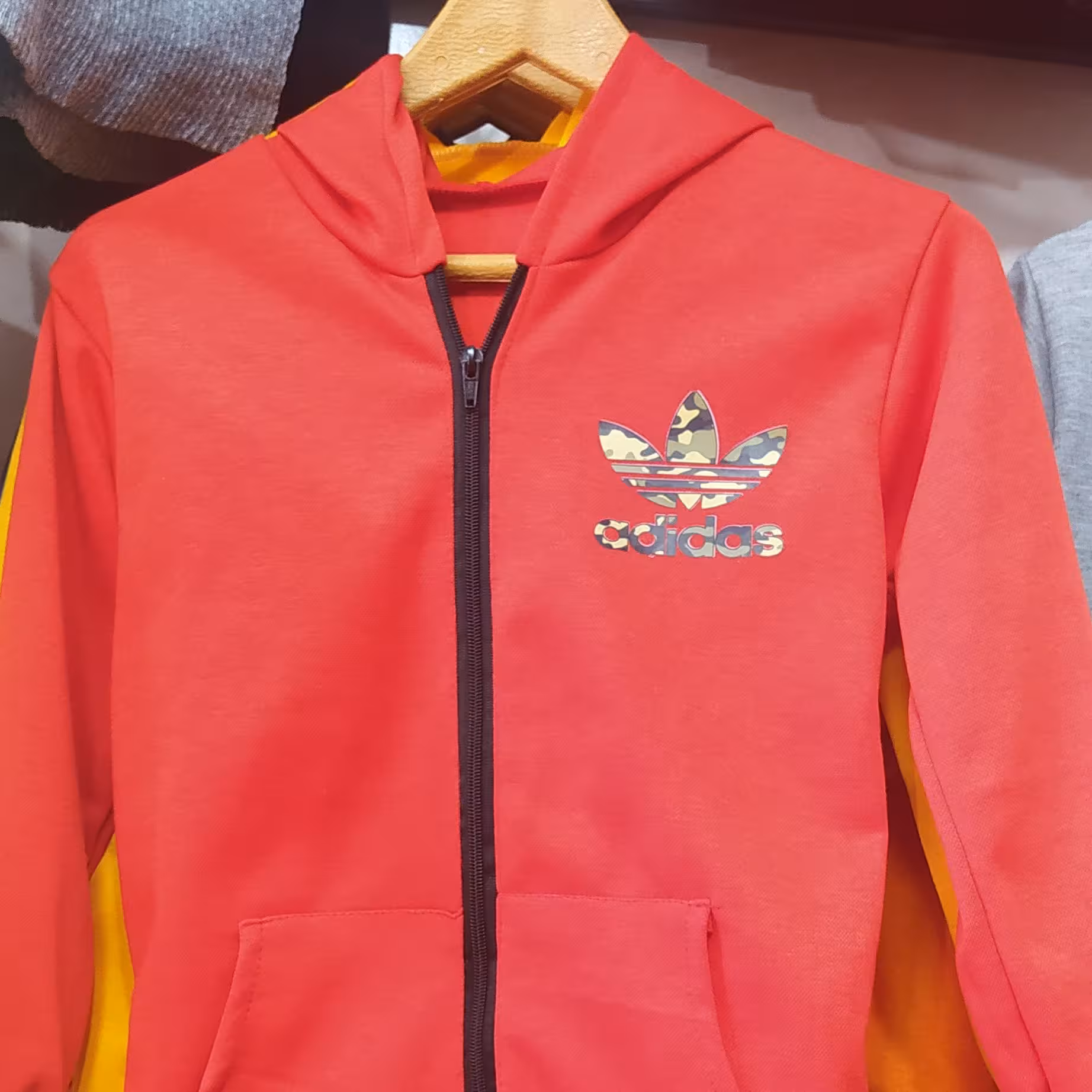 سویشرت کلاهدار اسپورت بچه گانه 