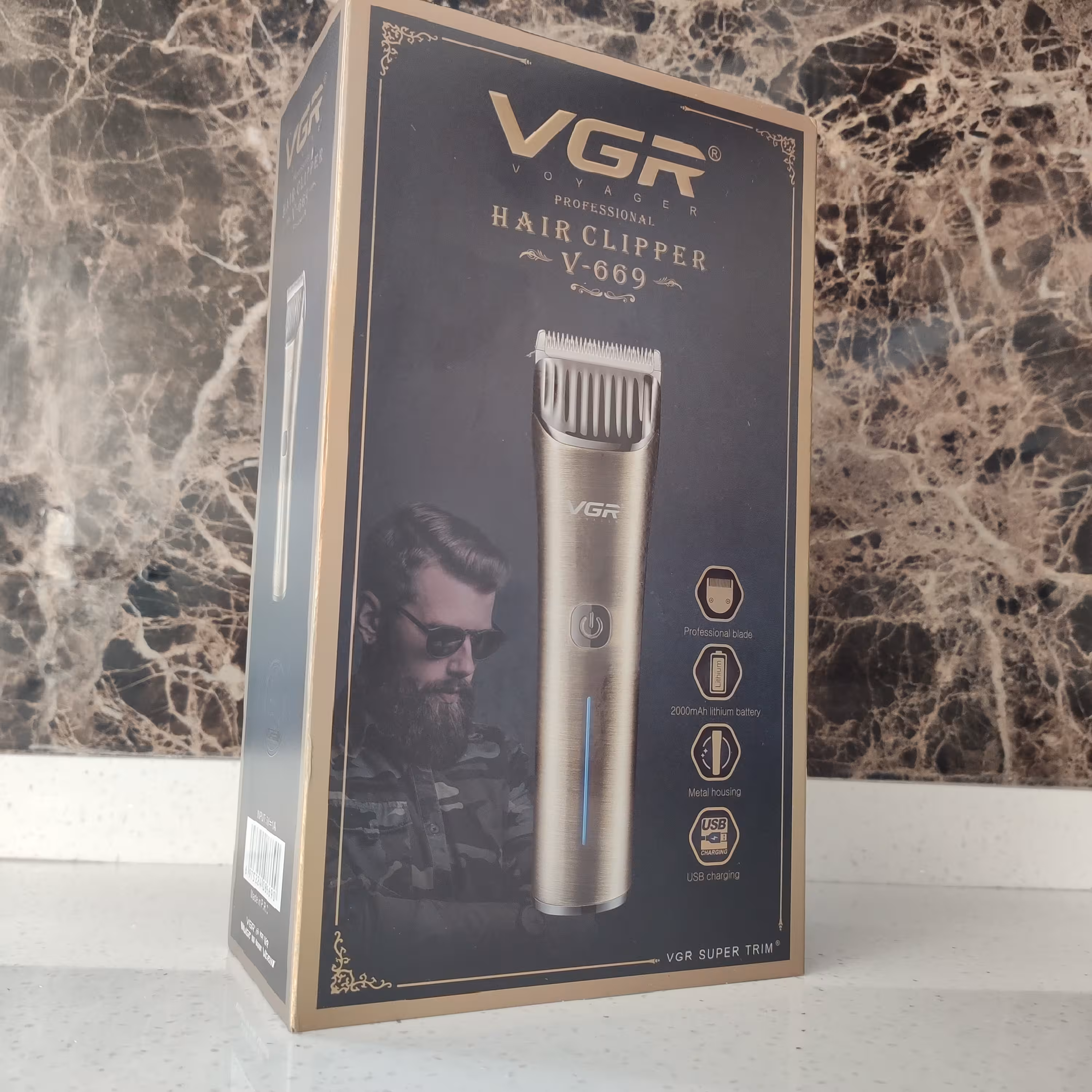 ماشین اصلاح پرقدرت سر و صورت وی جی آر VGR مدل V-669