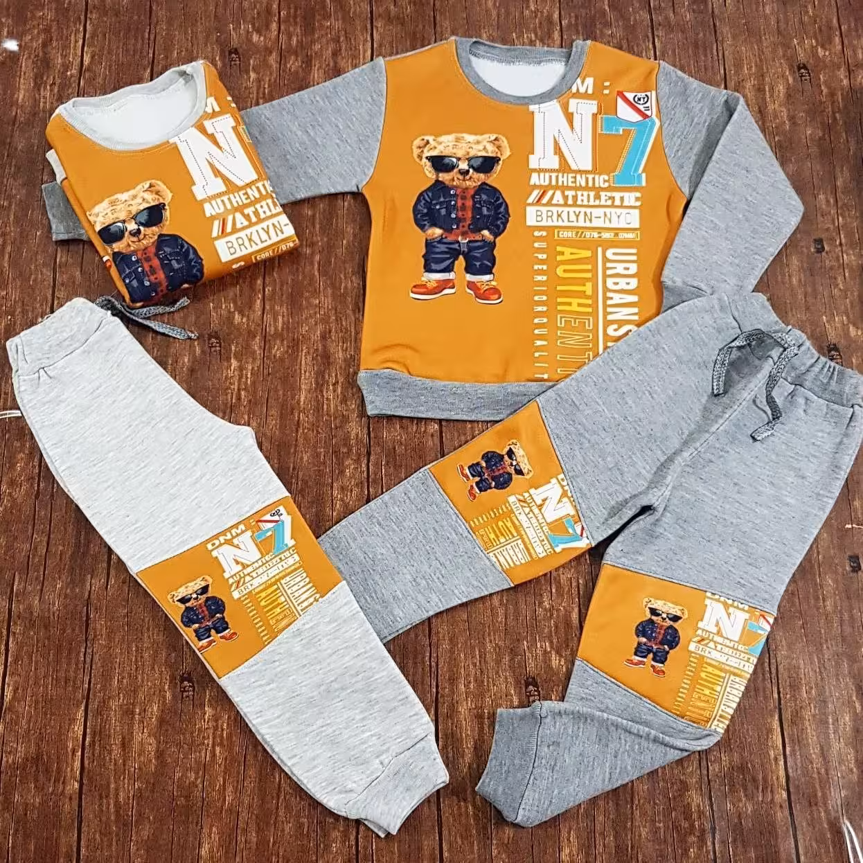 ست بلوز شلوار کرکی اسپرت ،دارای رنگبندی