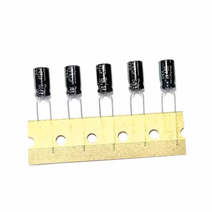 خازن 47 میکروفاراد 50 ولت ژاپنی Rubycon