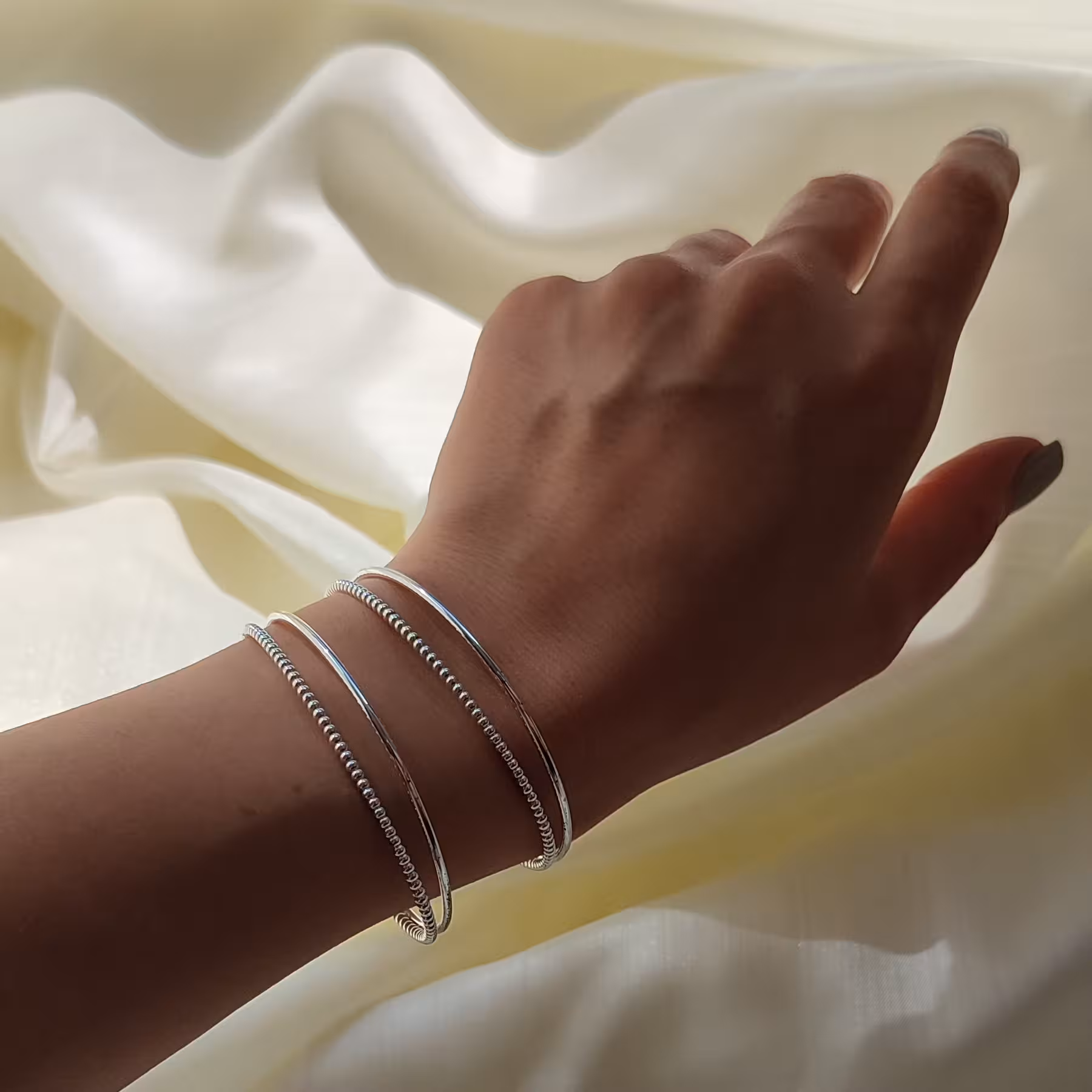 دستبنــد دو رج 