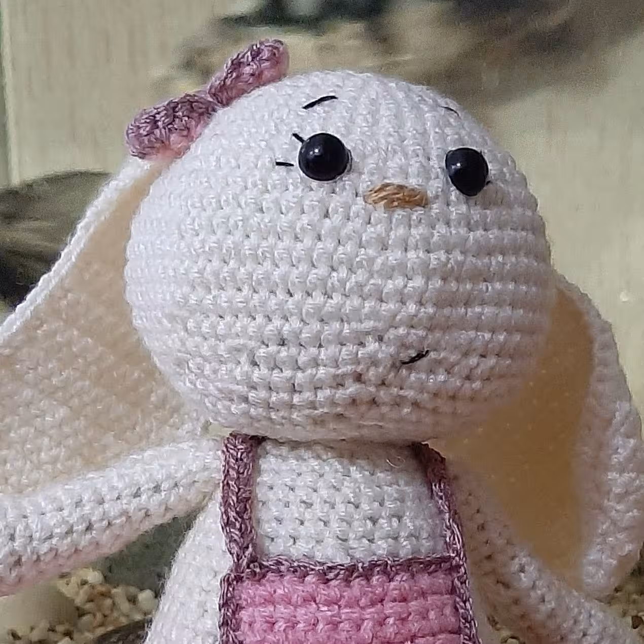 عروسک خرگوش بافتنی
