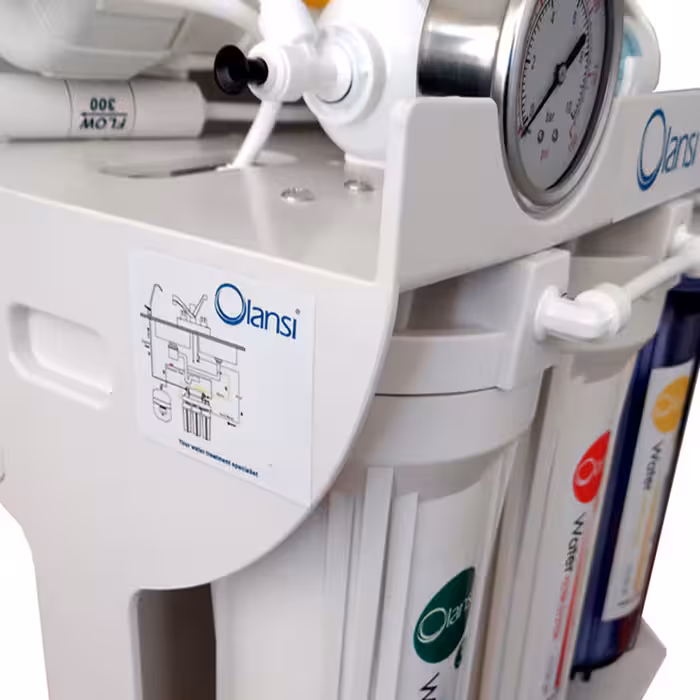 دستگاه تصفیه کننده آب اولانسی مدل RO-A930 به همراه فیلتر مدل 01 مجموعه 3 عددی و کیت نشتی گیر