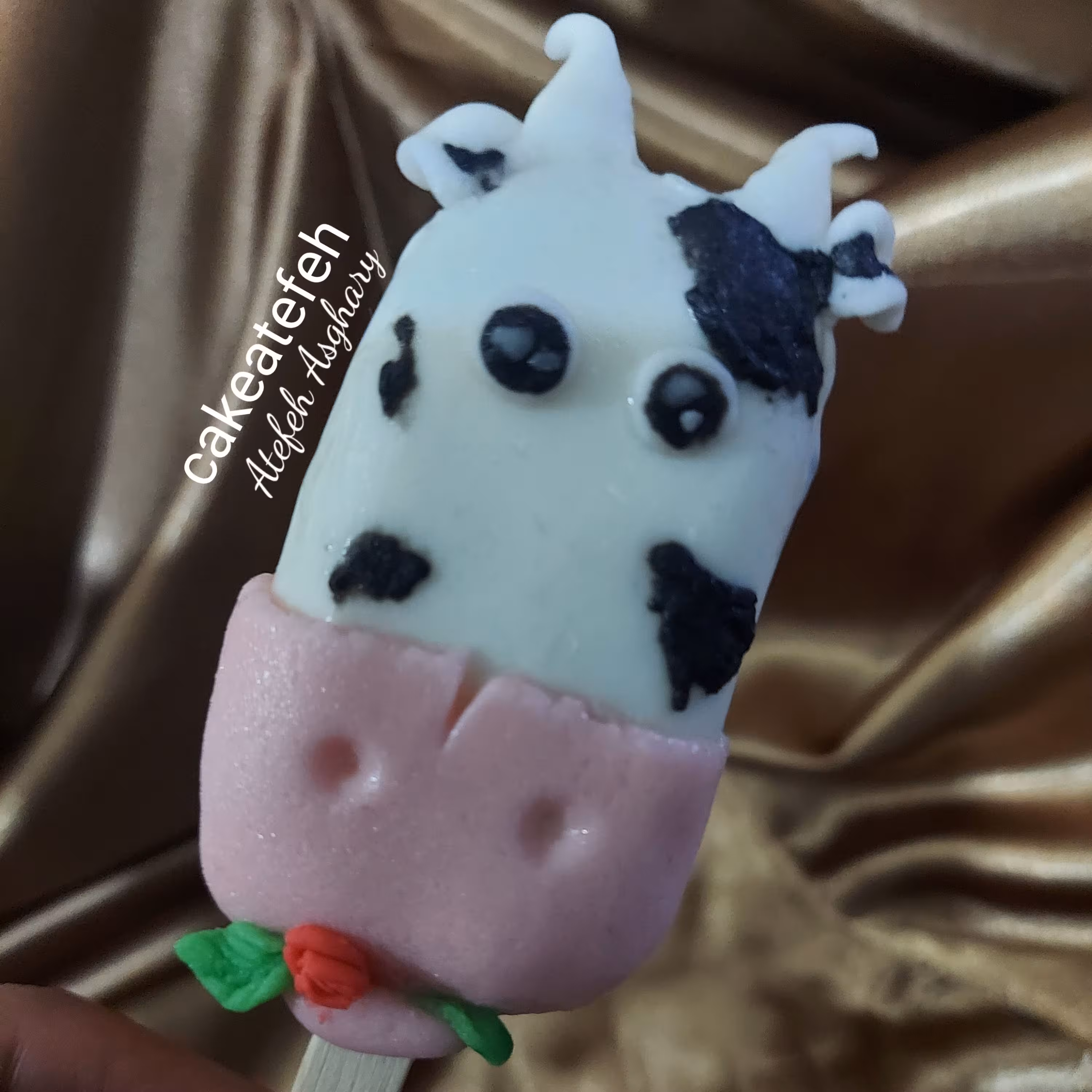 پاپسیکلز شکلاتی با طرح گاو