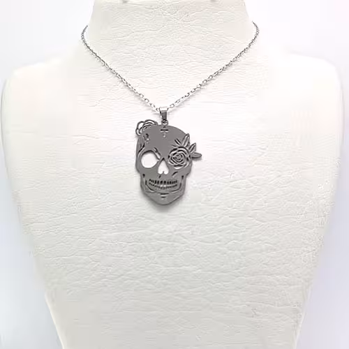 گردنبند استیل جمجمه نقره ای کد197
