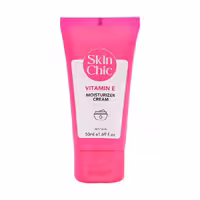 کرم مرطوب کننده قوی ویتامین ای پوست خیلی خشک 50 میلی لیتر اسکین شیک Skin Chic