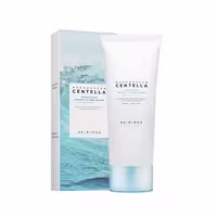 ضد آفتاب سنتلا SKIN 1004 هیالو سیکا ماداگاسکار بی رنگ SPF50 حجم 100ml