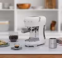 اسپرسوساز اسمگ ecf02 رنگ سفید