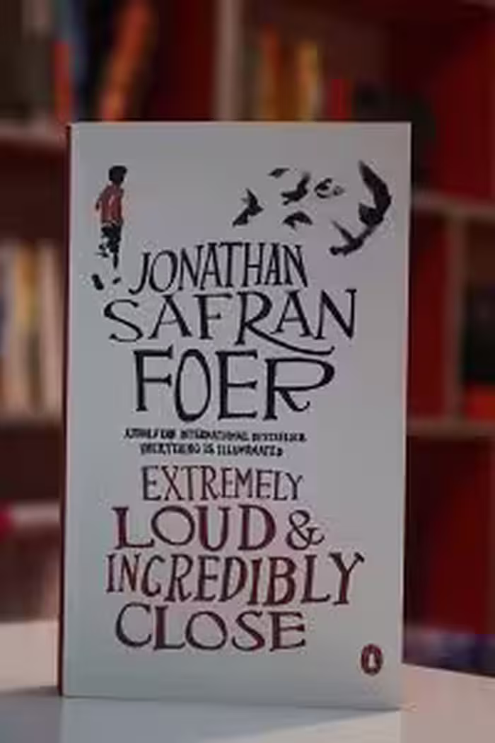 Extremely Loud and Incredibly Close اثر Jonathan Safran Foer