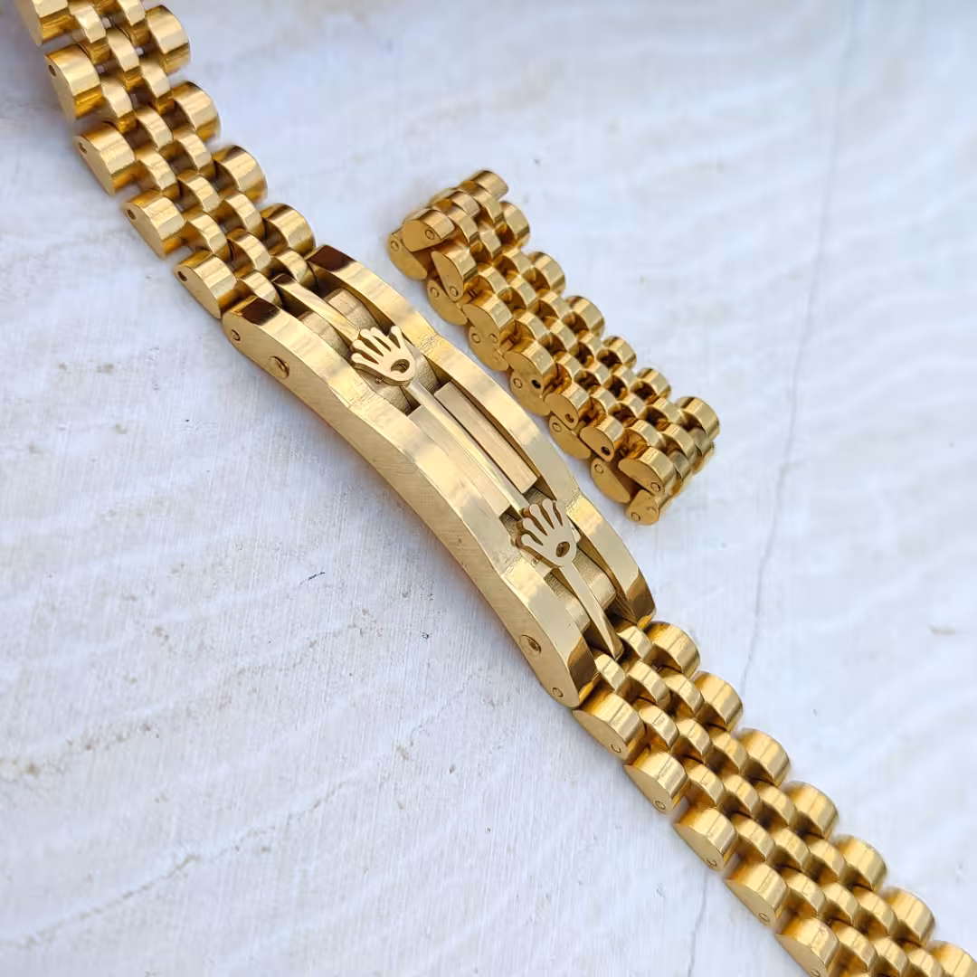 دستبند رولکس طلایی همراه انگشتر