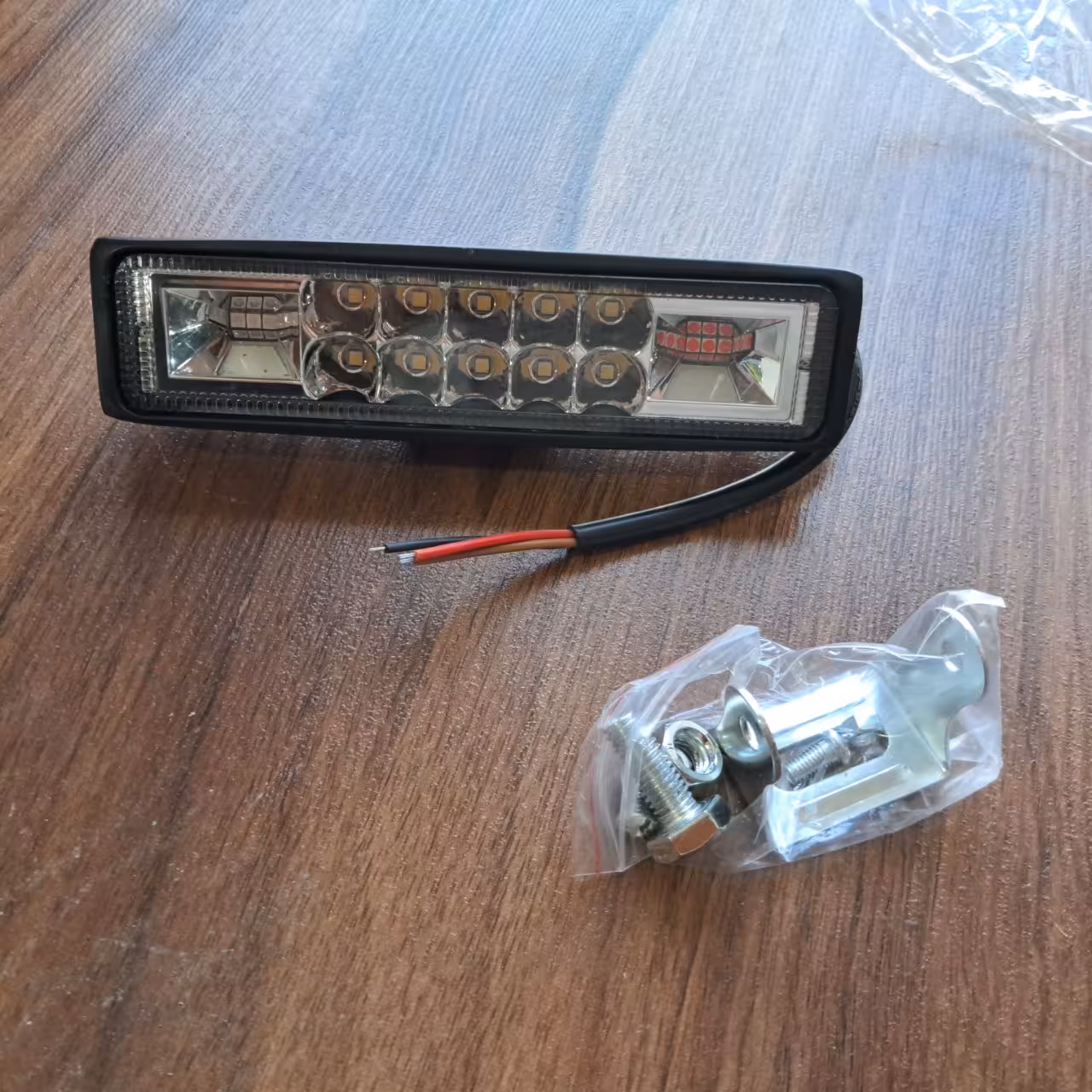 چراغ led پلیسی با پروژکتور