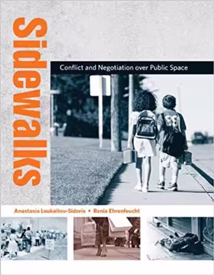 󾕇 دانلود کتاب Sidewalks: Conflict and Negotiation over Public Space - دانلود کتاب های دانشگاهی