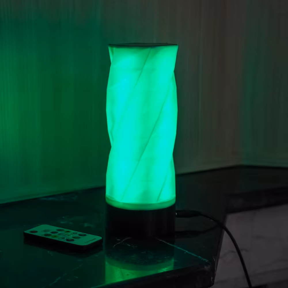 چراغ رومیزی مدل RGB