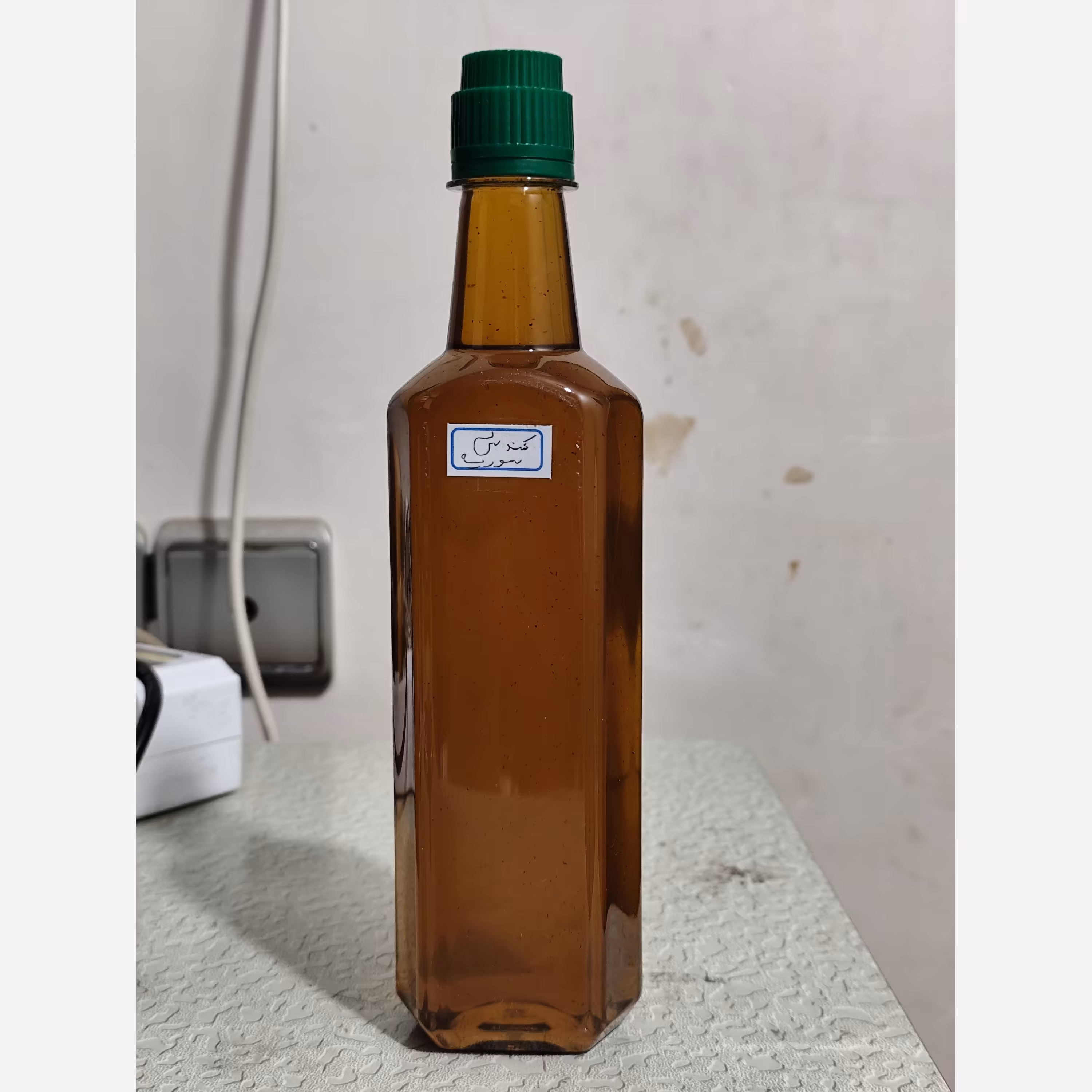 روغن کندش سوریه اصل نیم لیتری عمده اقتصادی (تقویت مو پرپشت کننده مو تقویت مژه ابرو ریش و سبیل) روغن کندوش