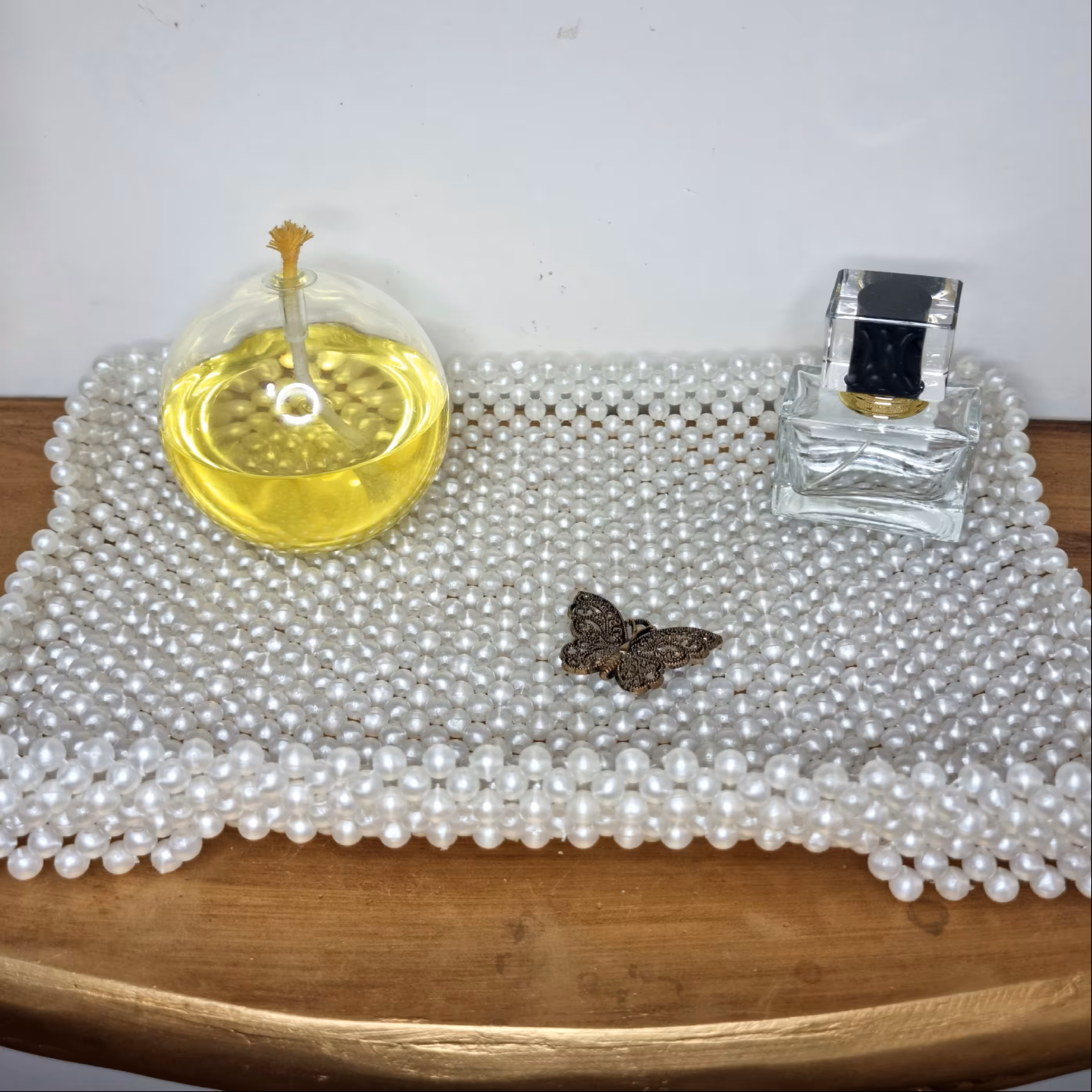 سینی مرواریدی پایه دار دکوراتیو