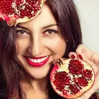 کرم هسته انار طبیعی ظرف تیوپی Younew (دستساز و فاقد ترکیبات شیمیایی)