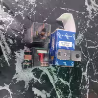 رله شیشه ای 5 فیش 12v 60A MKS