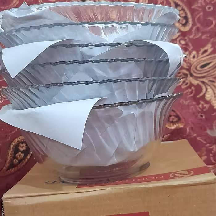 کاسه ماست خوری شش عددی شیشه ای  ارسال رایگان نوری تازه مقاوم در ماکروویو وحرارت کم گاز 