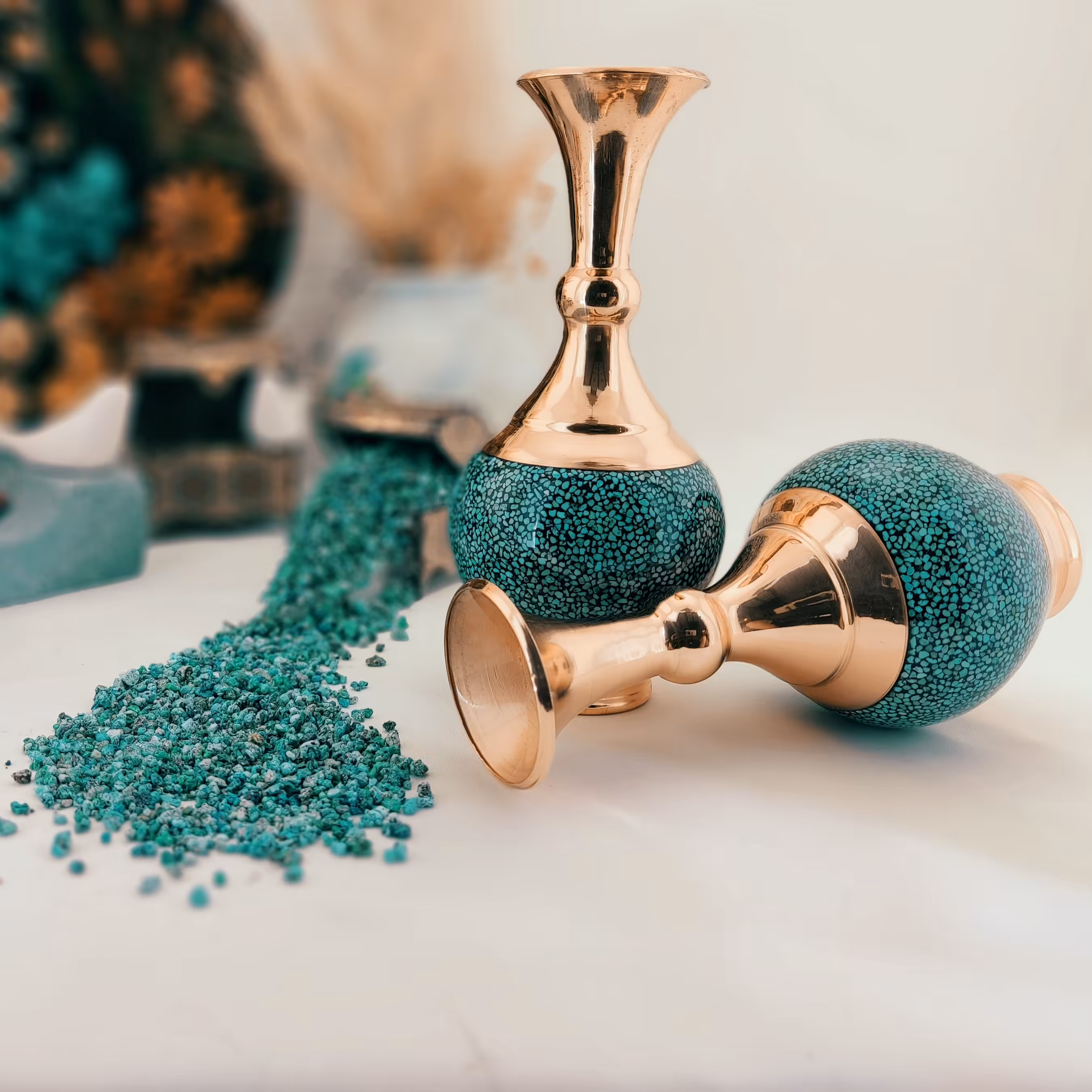 گلدان گوی دار فیروزهکوبی